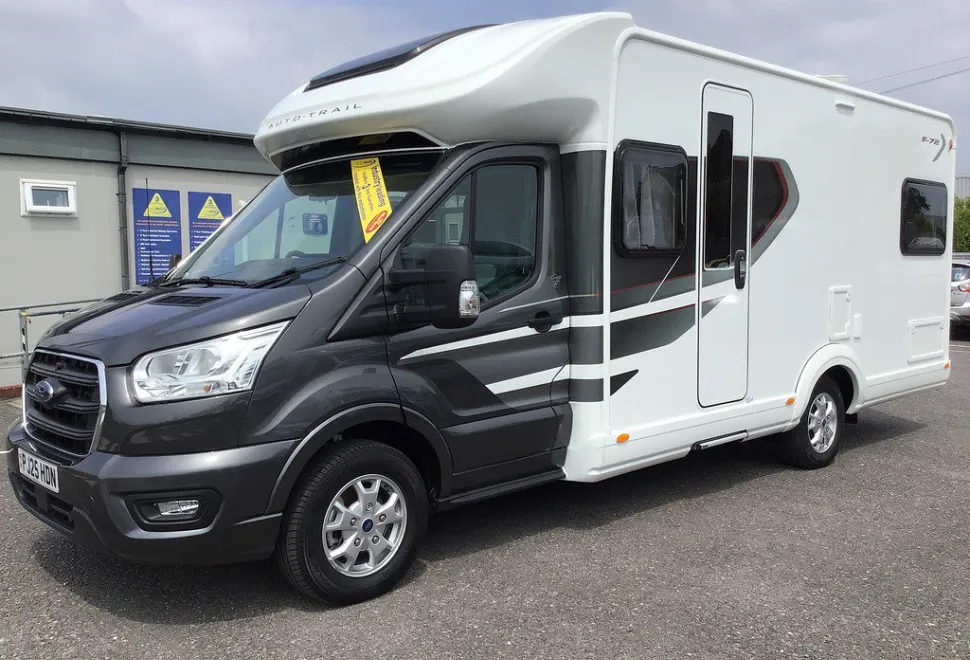 AUTOTRAIL  F-LINE F72 2025-05-01