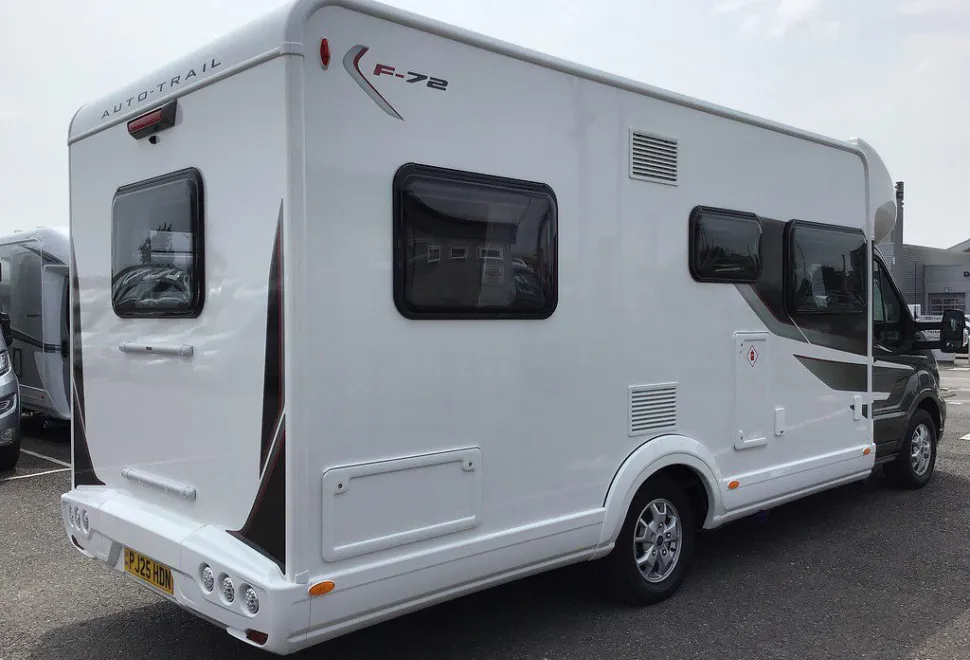 AUTOTRAIL  F-LINE F72 2025-05-01