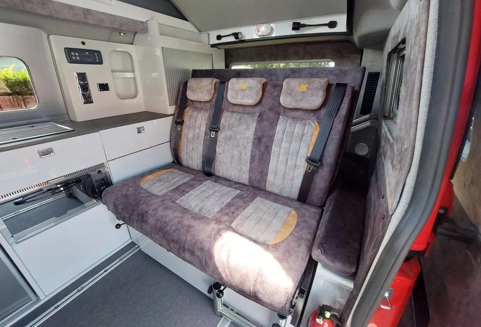 AUTO SLEEPERS  CUSTOM AIR 2025-03-01
