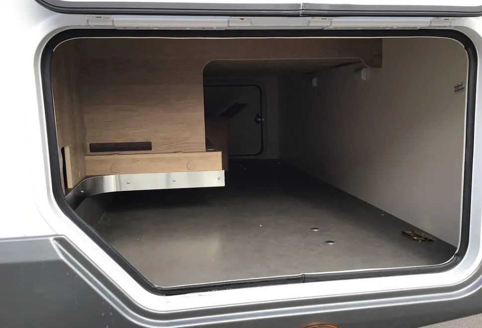 MOBILVETTA  K-YACHT T-LINE 95 2025-11-01