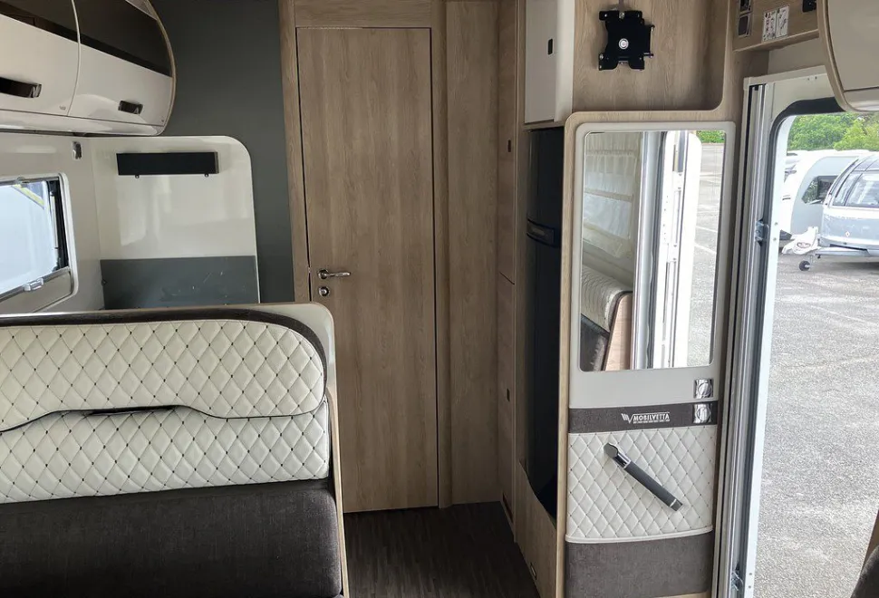 MOBILVETTA  K-YACHT T-LINE 59/2 2025-11-01