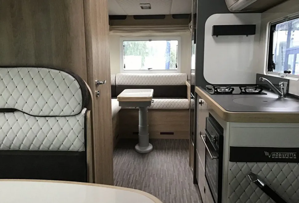 MOBILVETTA  K-YACHT T-LINE 80/2 2025-09-15
