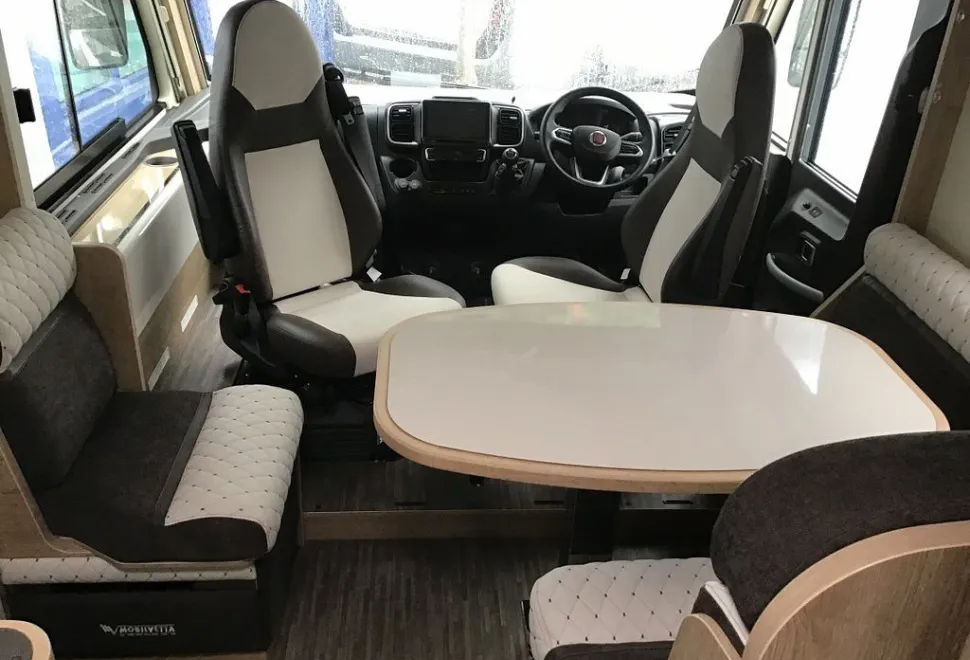 MOBILVETTA  K-YACHT T-LINE 80/2 2025-09-15