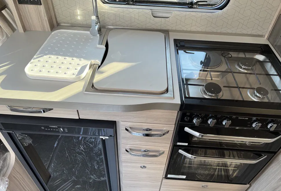 ELDDIS  CRUSADER AURORA 