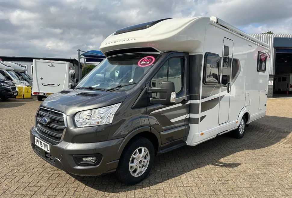 AUTOTRAIL  F-LINE F70 2025-09-01