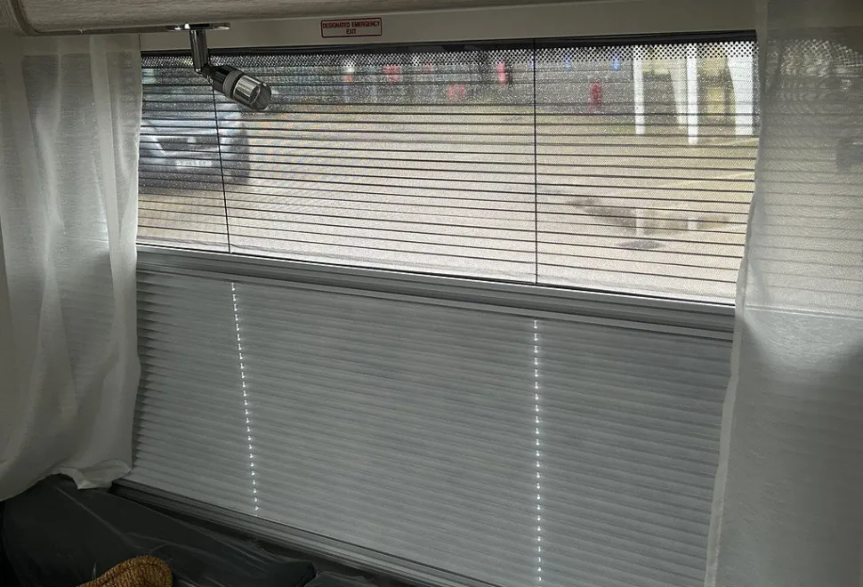 AUTOTRAIL  F-LINE F72 2025-06-01