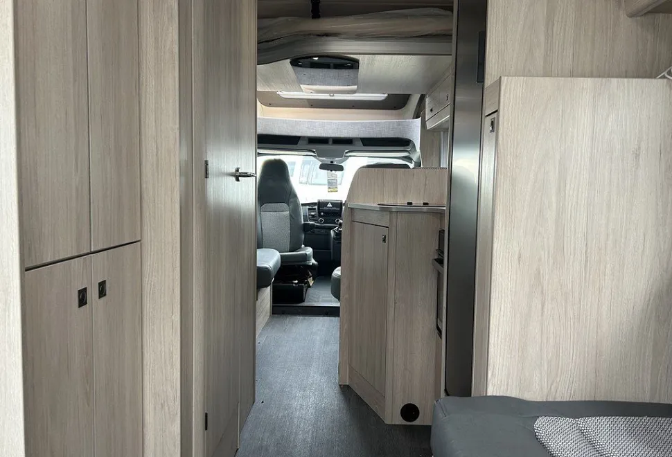 AUTOTRAIL  F-LINE F72 2025-06-01