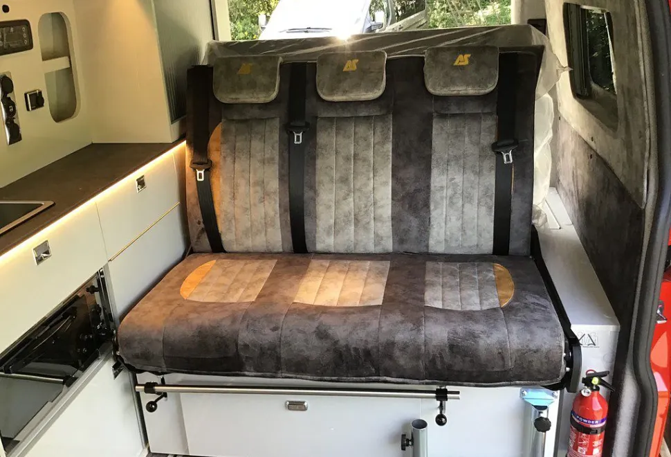 AUTO SLEEPERS  CUSTOM AIR 2024-09-01