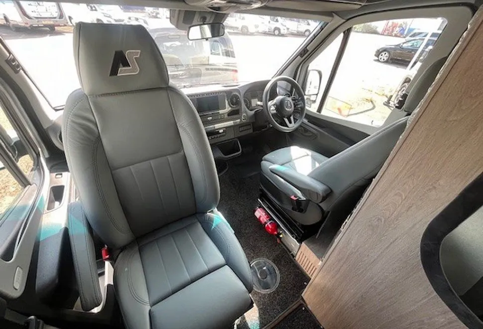 AUTO SLEEPERS  M-STAR 2025-11-01