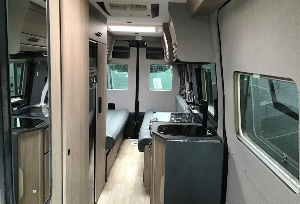 AUTO SLEEPERS  M-STAR 2025-11-01