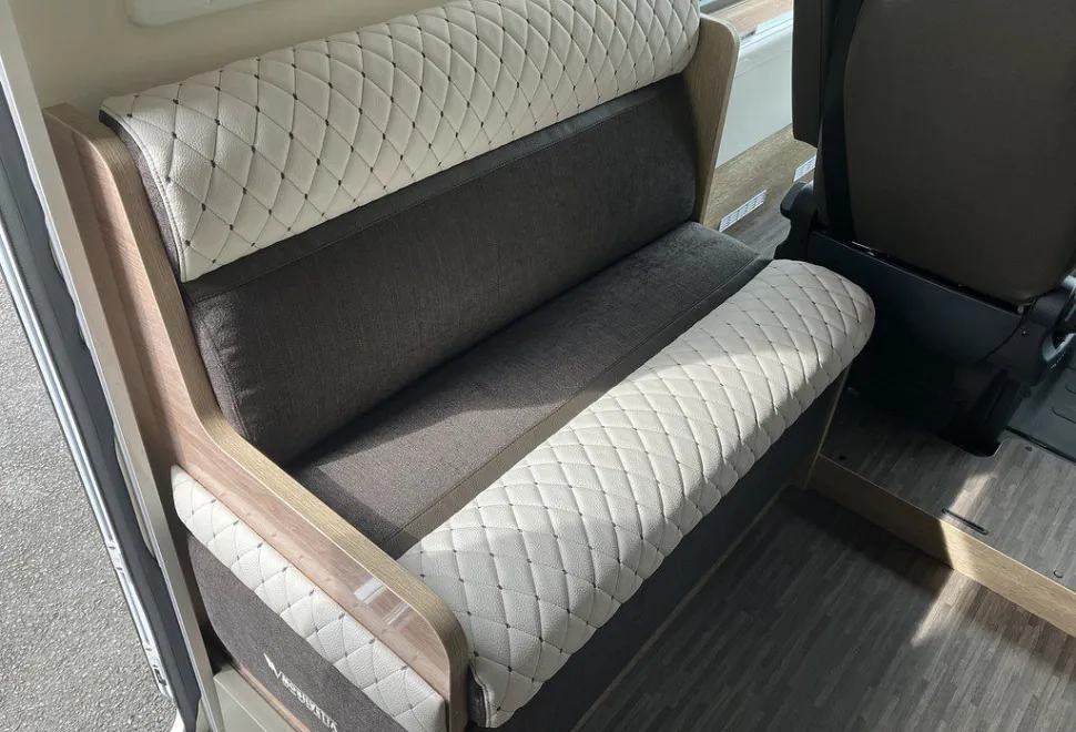 MOBILVETTA  K-YACHT T-LINE 59/2 2025-09-01