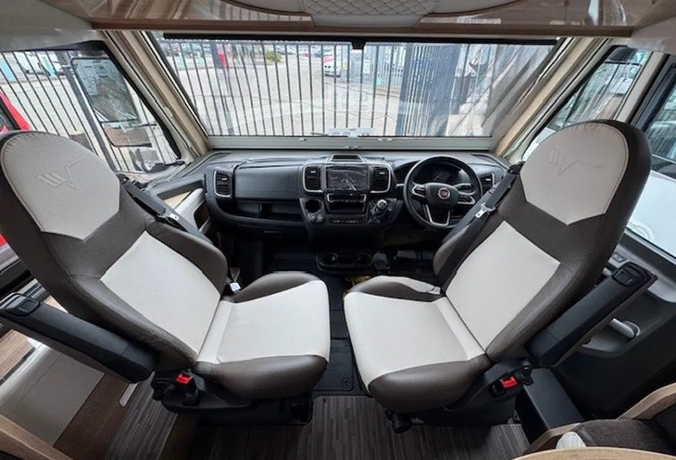 MOBILVETTA  K-YACHT T-LINE 59/2 2025-08-01