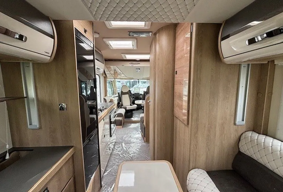 MOBILVETTA  K-YACHT T-LINE 80/2 2025-11-01