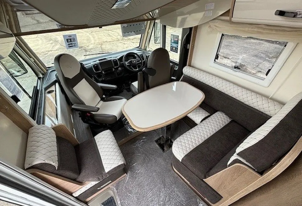 MOBILVETTA  K-YACHT T-LINE 80/2 2025-11-01