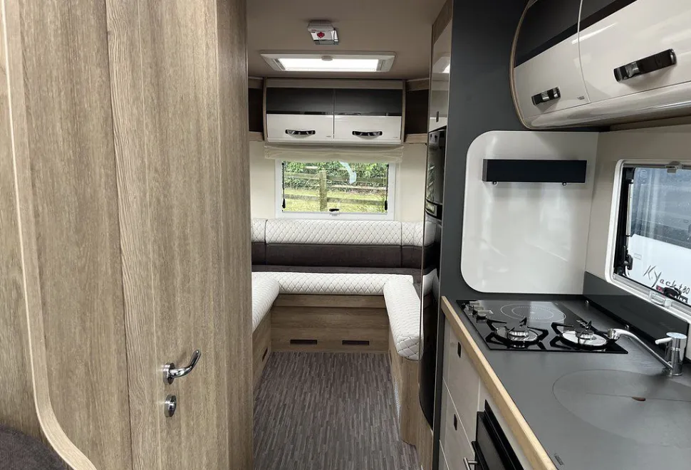 MOBILVETTA  K-YACHT T-LINE 95/2 2025-09-01