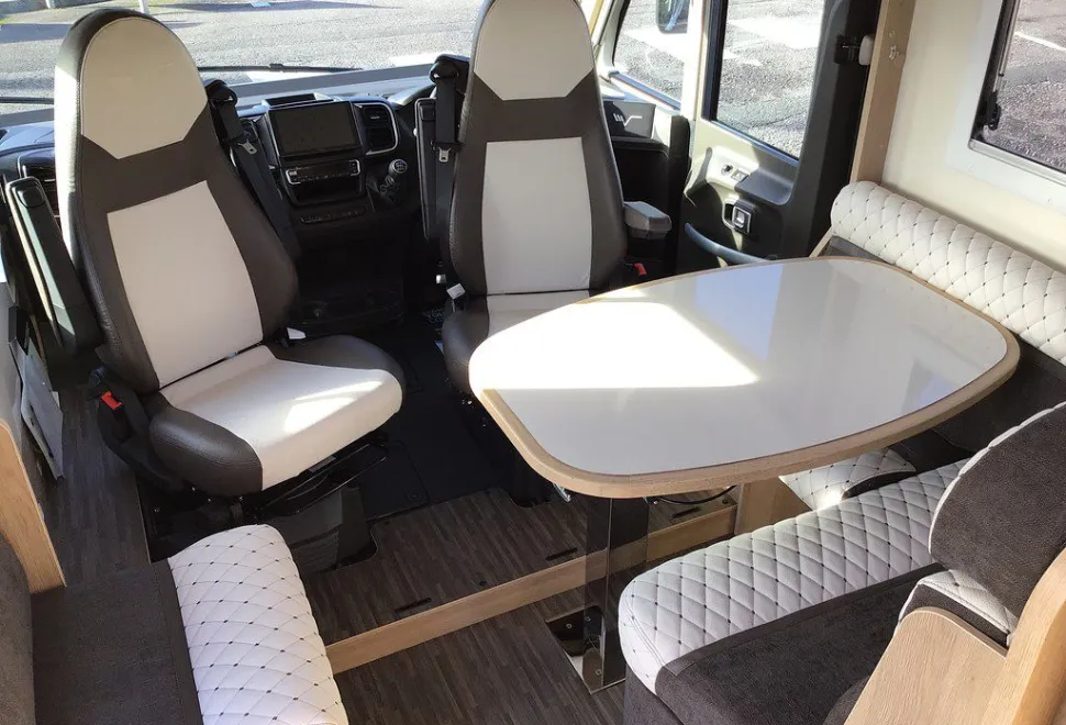 MOBILVETTA  K-YACHT T-LINE 95/2 2025-09-01