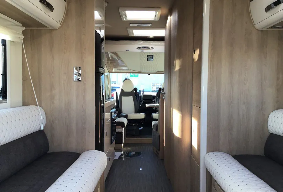 MOBILVETTA  K-YACHT T-LINE 95/2 2025-09-01