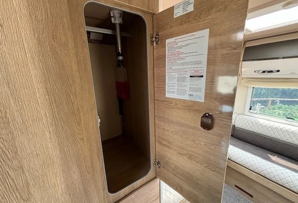 MOBILVETTA  K-YACHT T-LINE 95/2 2025-11-01