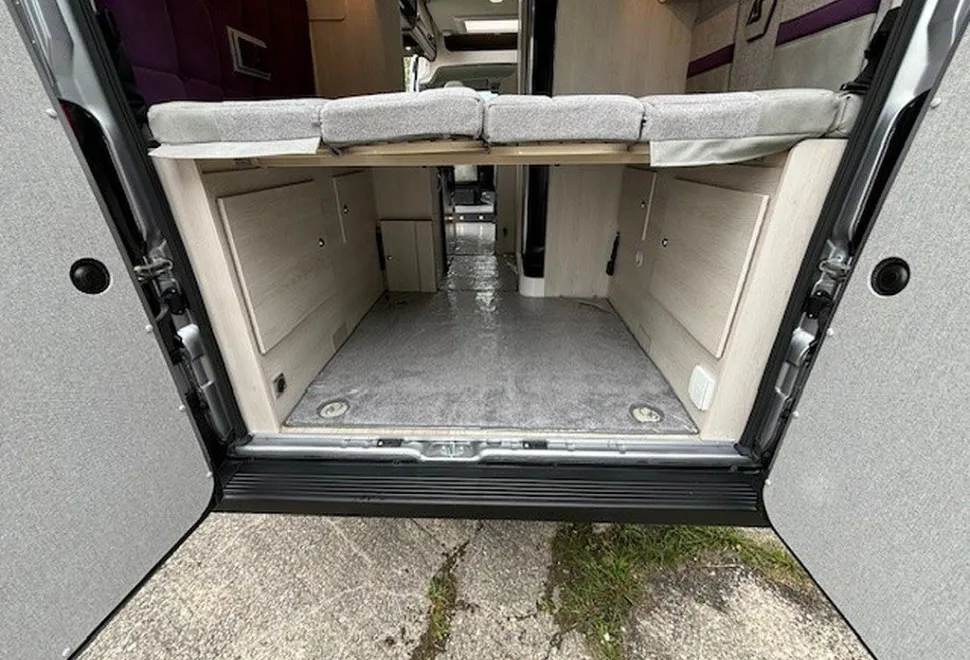AUTO SLEEPERS  FAIRFORD PLUS 2025-09-01
