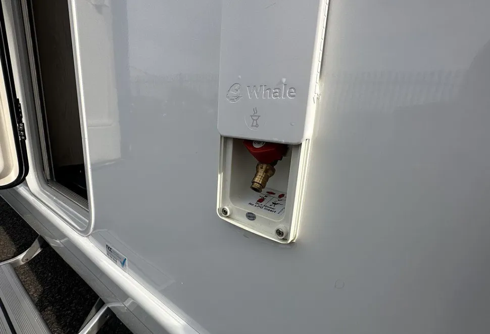 AUTOTRAIL  F-LINE F68 2022-03-30