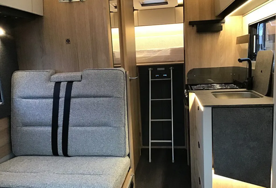 AUTOTRAIL  EXCEL 620 G 2025-01-01