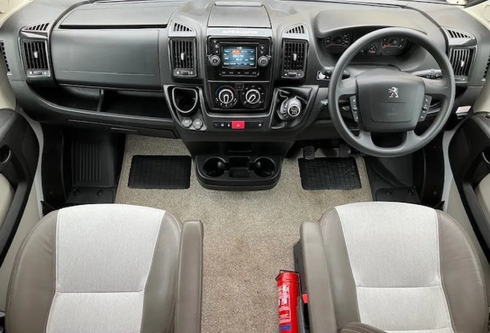 AUTO SLEEPERS  BROADWAY FB 2019-02-20
