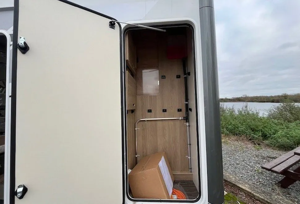 MOBILVETTA  K-YACHT T-LINE 59 2025-09-01