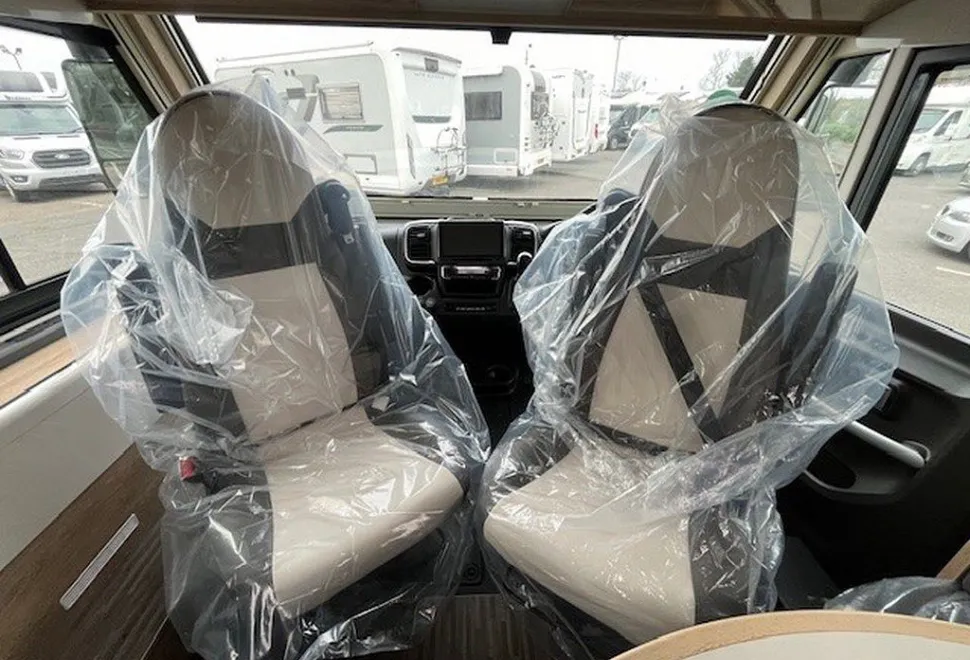 MOBILVETTA  K-YACHT T-LINE 59 2025-09-01