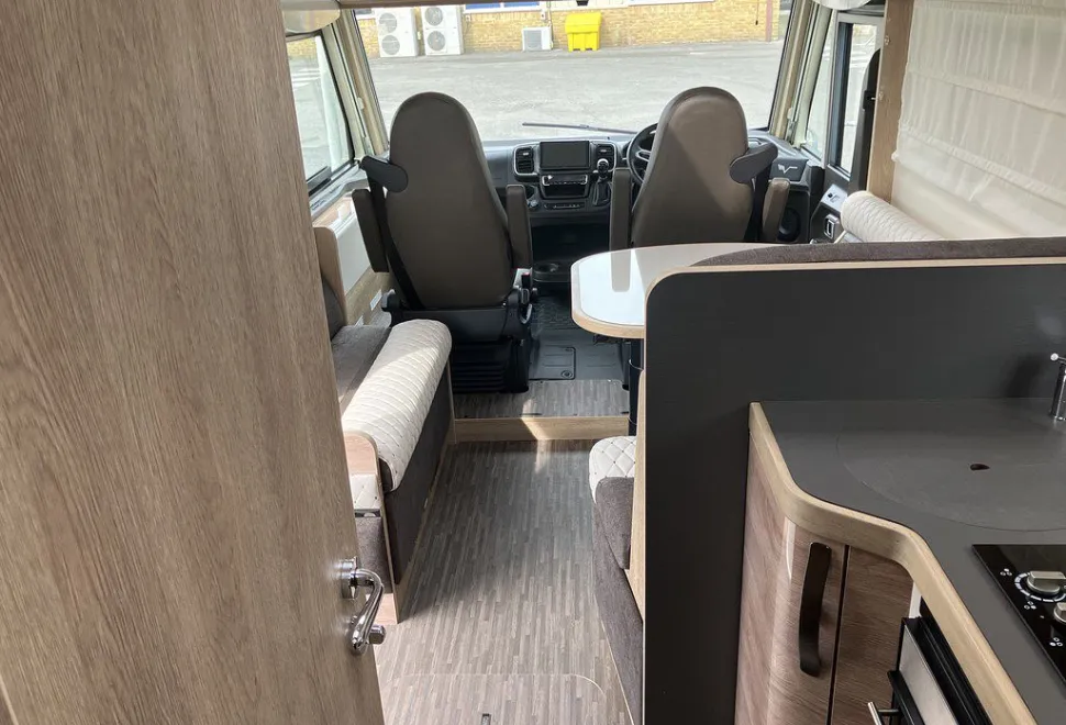 MOBILVETTA  K-YACHT T-LINE 59 2025-09-01