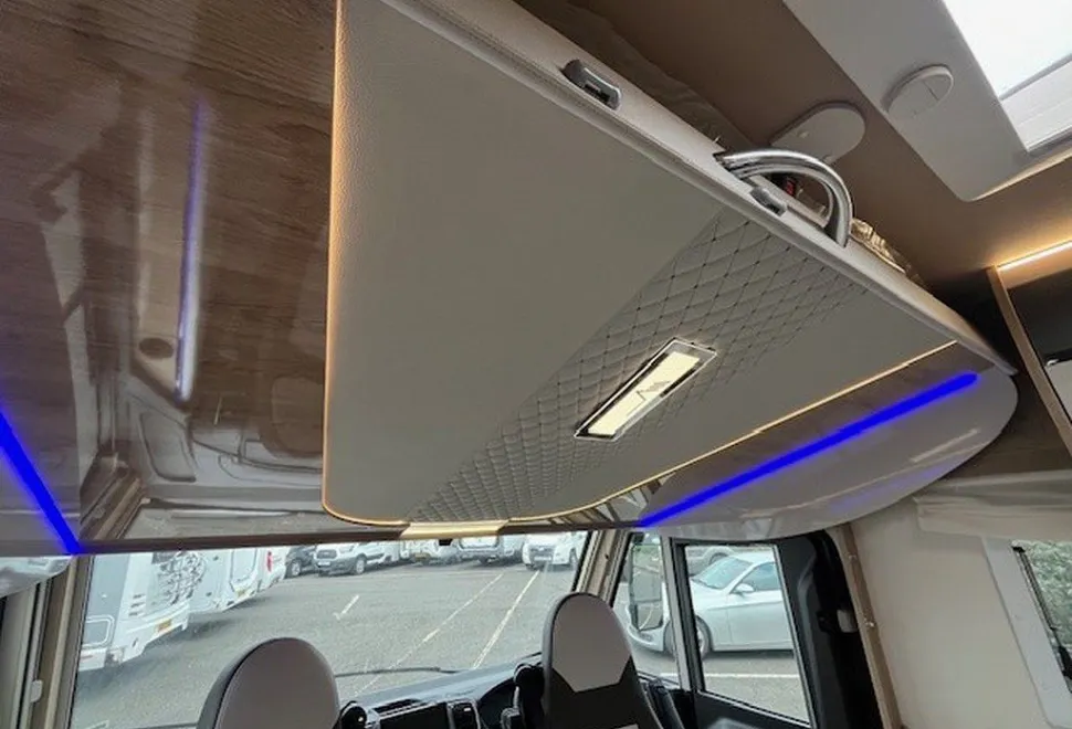 MOBILVETTA  K-YACHT T-LINE 80 2026-02-01