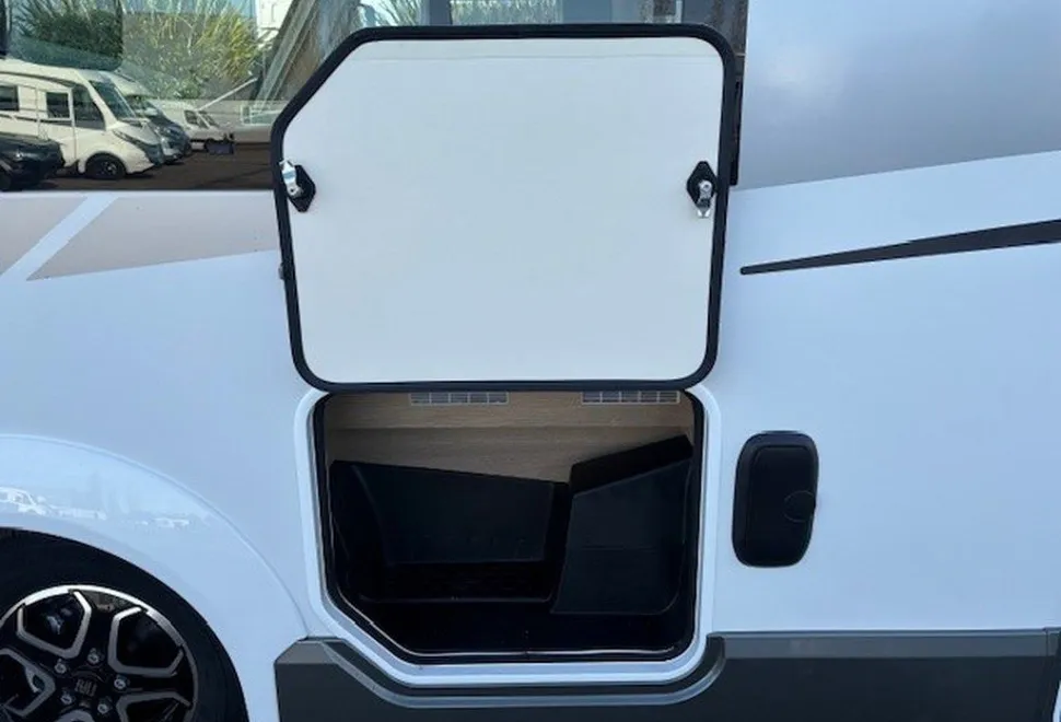 MOBILVETTA  K-YACHT T-LINE 80 2026-03-01