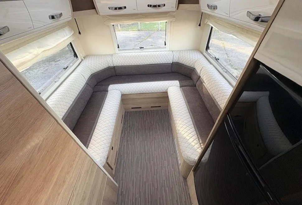 MOBILVETTA  K-YACHT T-LINE 95 