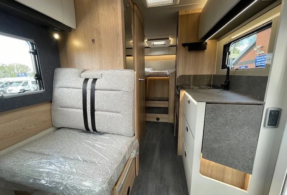 AUTOTRAIL  EXCEL 690 T 2024-10-23