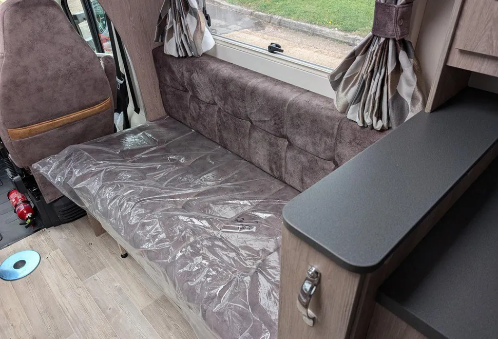 AUTO SLEEPERS  BROADWAY EB 2025-09-01