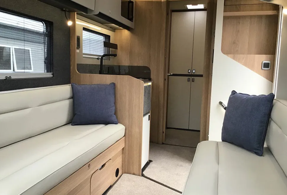 AUTOTRAIL  EXCEL 675 B 