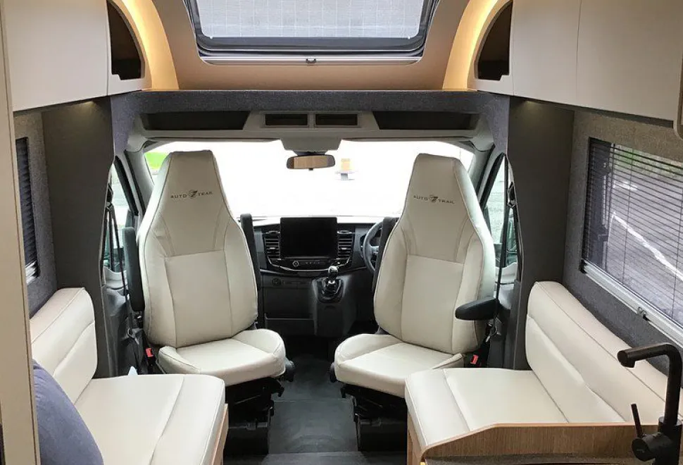 AUTOTRAIL  EXCEL 675 B 