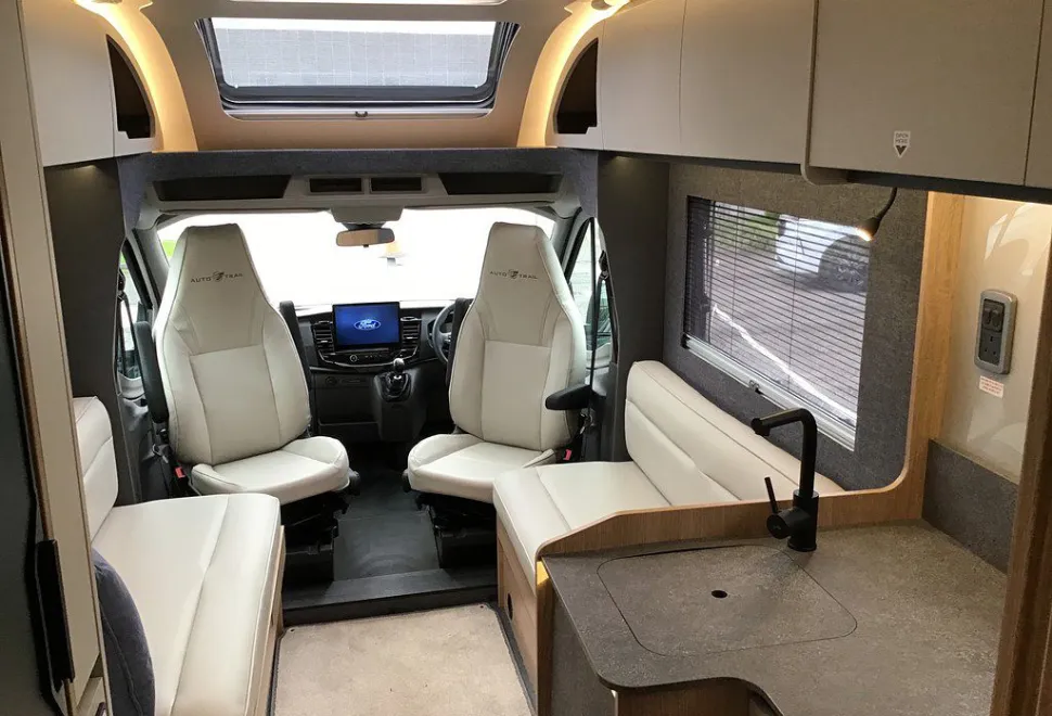 AUTOTRAIL  EXCEL 675 B 