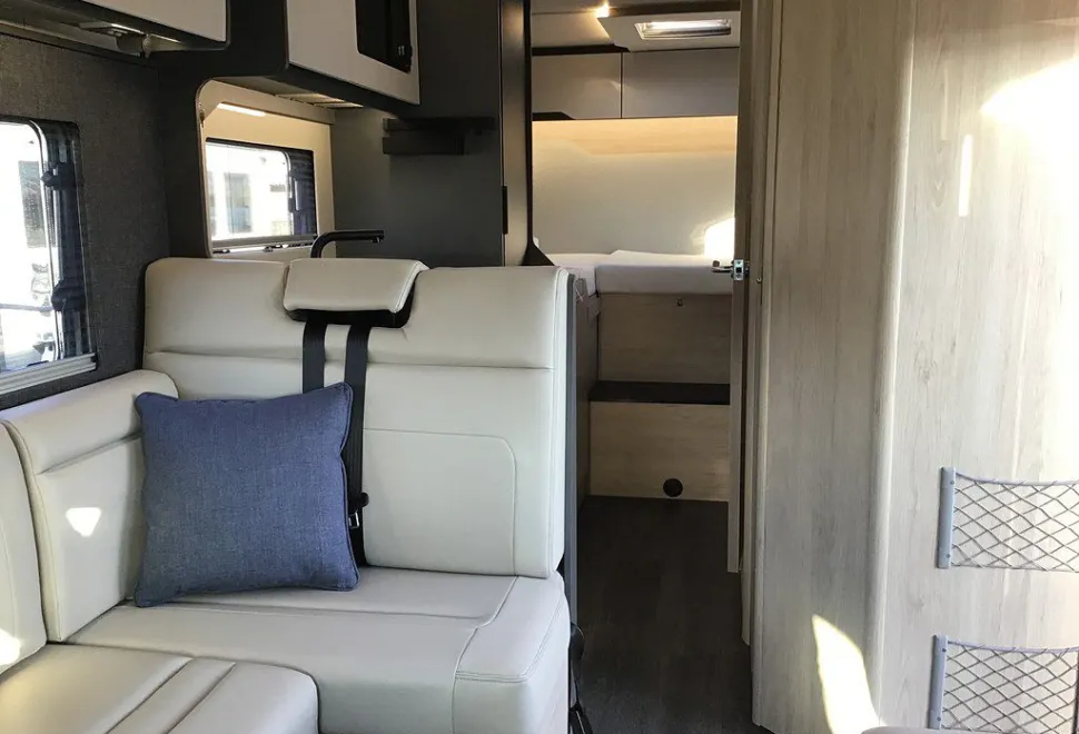 AUTOTRAIL  F-LINE F70 
