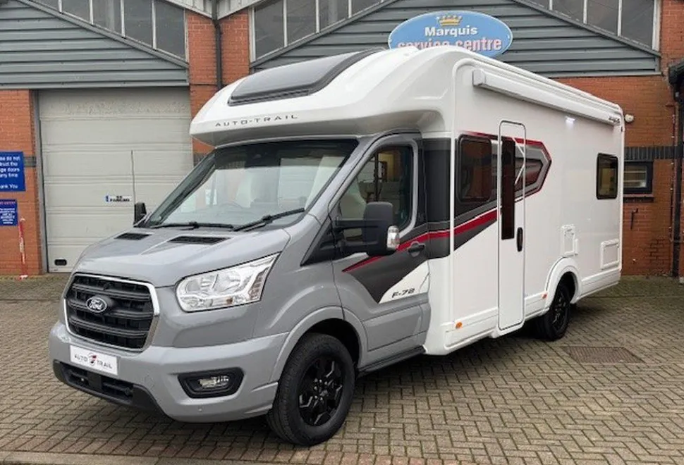 AUTOTRAIL  F-LINE F72 