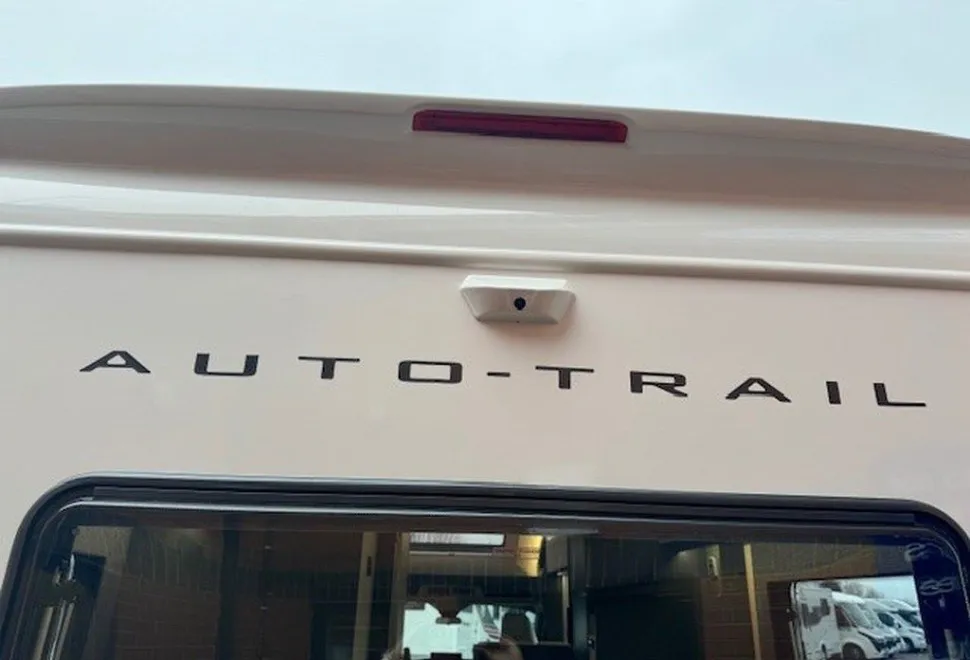 AUTOTRAIL  F-LINE F72 