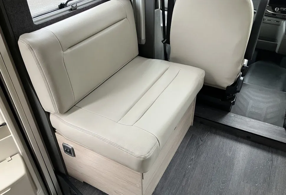 AUTOTRAIL  F-LINE F72 2025-12-13