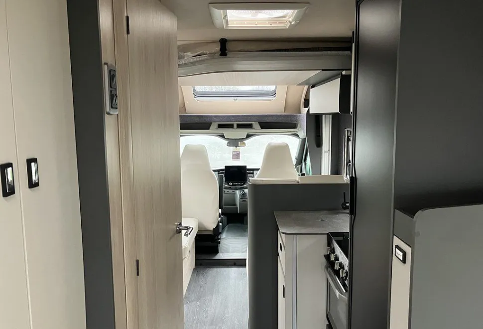 AUTOTRAIL  F-LINE F72 2026-06-12
