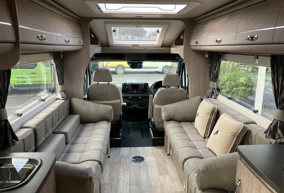 AUTO SLEEPERS  WINCHCOMBE 2023-06-12