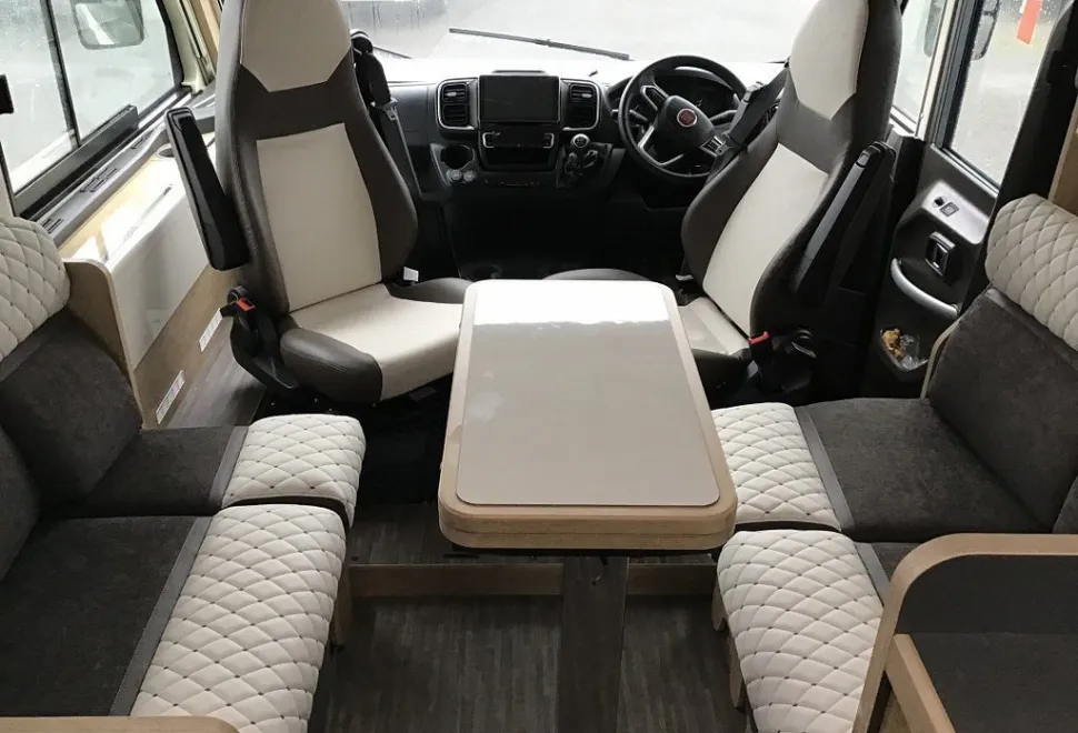 MOBILVETTA  K-YACHT T-LINE 86 2026-03-09