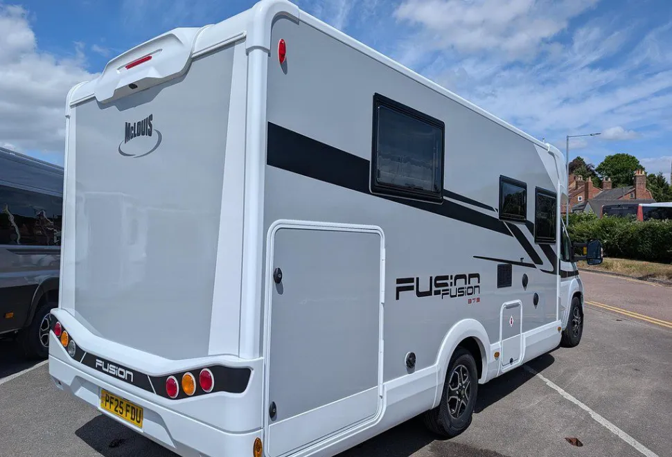 MCLOUIS  FUSION 379 2025-06-26