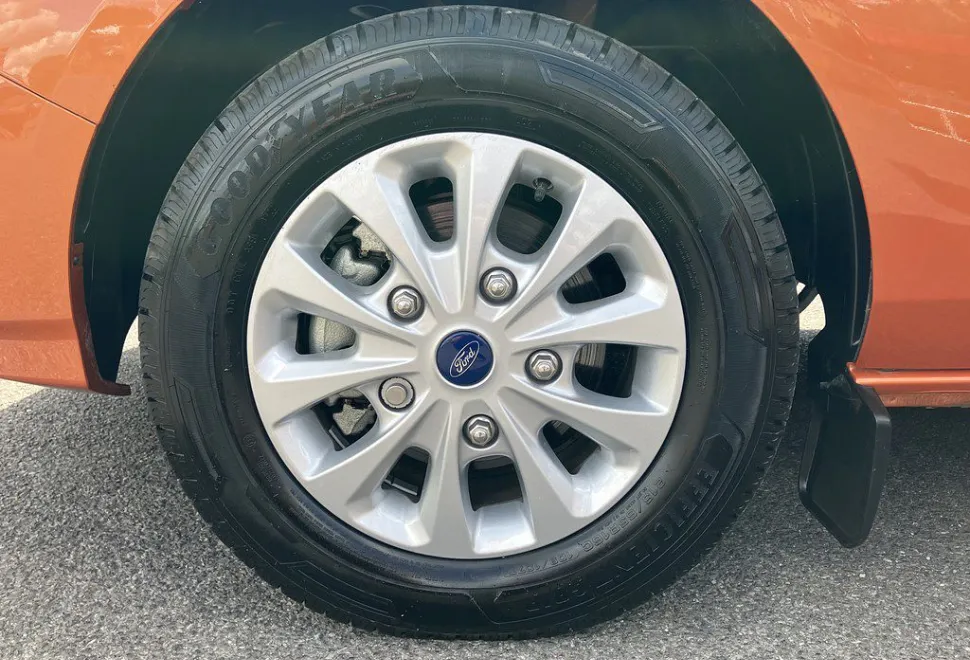 AUTO SLEEPERS  CUSTOM AIR 2025-05-01