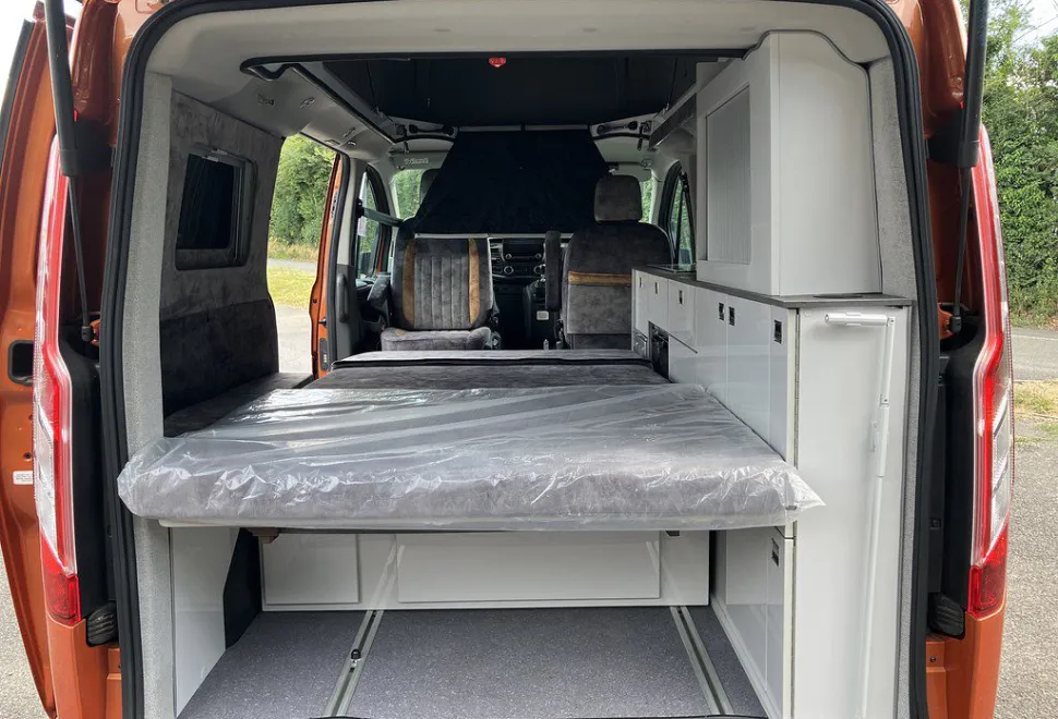 AUTO SLEEPERS  CUSTOM AIR 2025-05-01