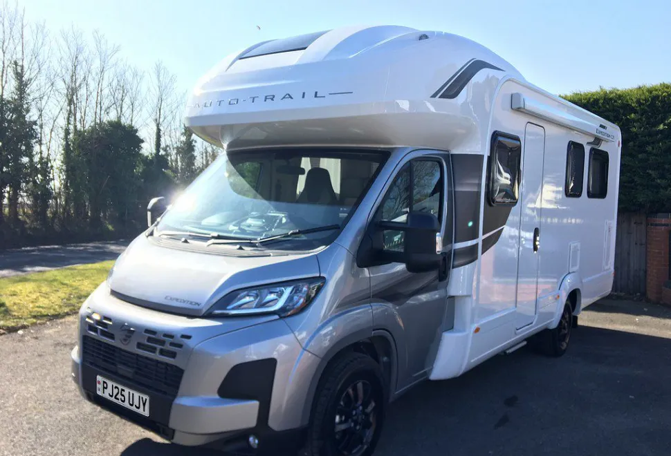 AUTOTRAIL  EXPEDITION C71 2025-05-20