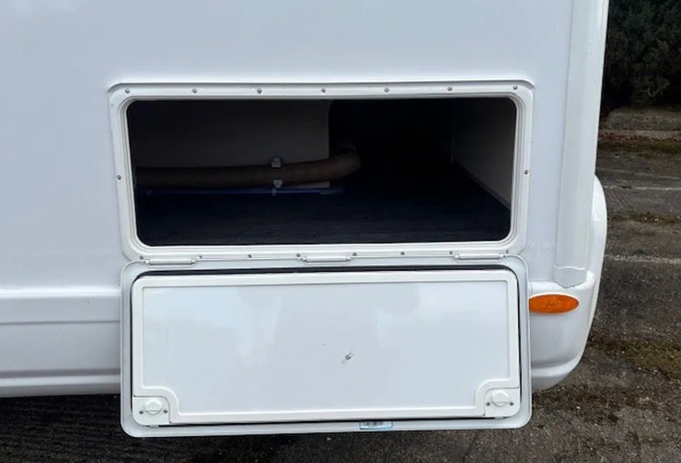 AUTOTRAIL  F-LINE F72 