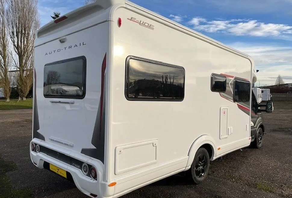 AUTOTRAIL  F-LINE F72 